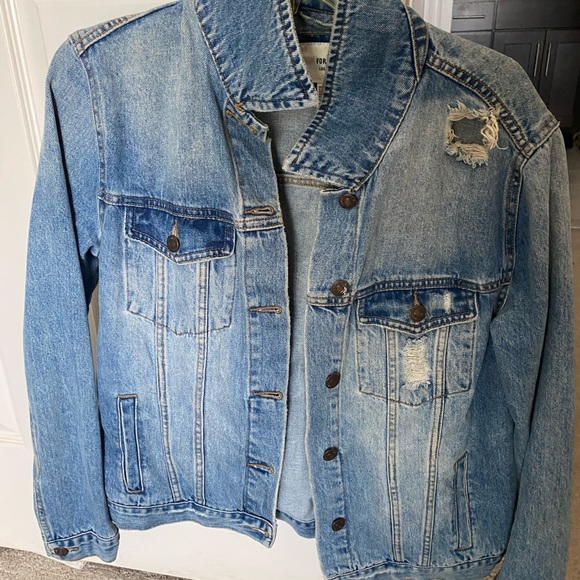 Jean jacket - Picture 2 of 3